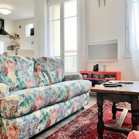 For 4 People Apartment